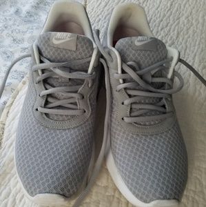 Womens Nike sneakers